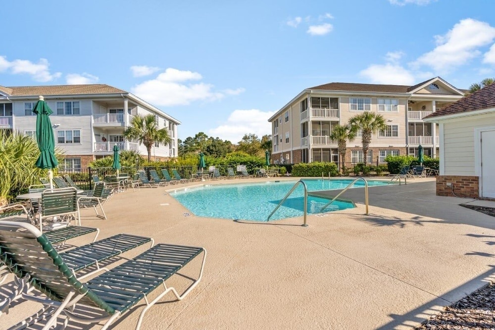 Wedgewood 723 2 Bedroom Condo