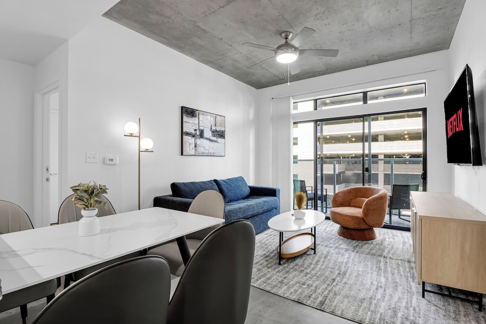 Phoenix Urban Luxury Escape