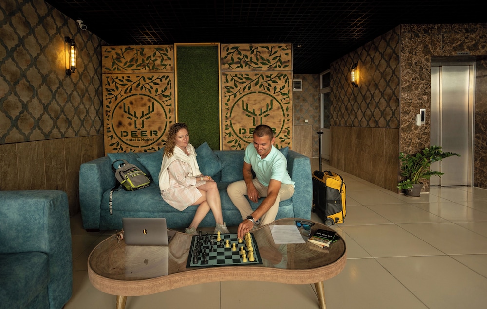 Deer Hotel & Hostel