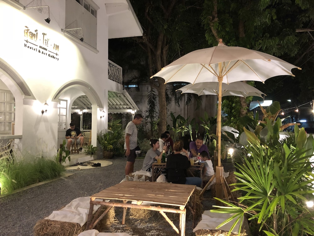 Silsopa Hostel