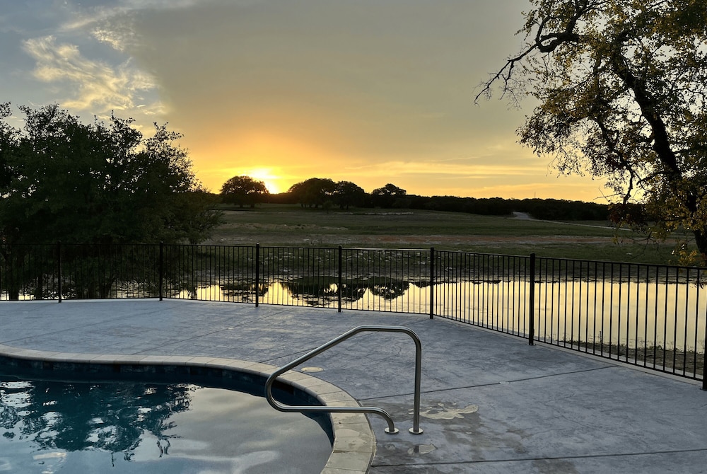 Twin Canyons Ranch Luxury Ranch Villas