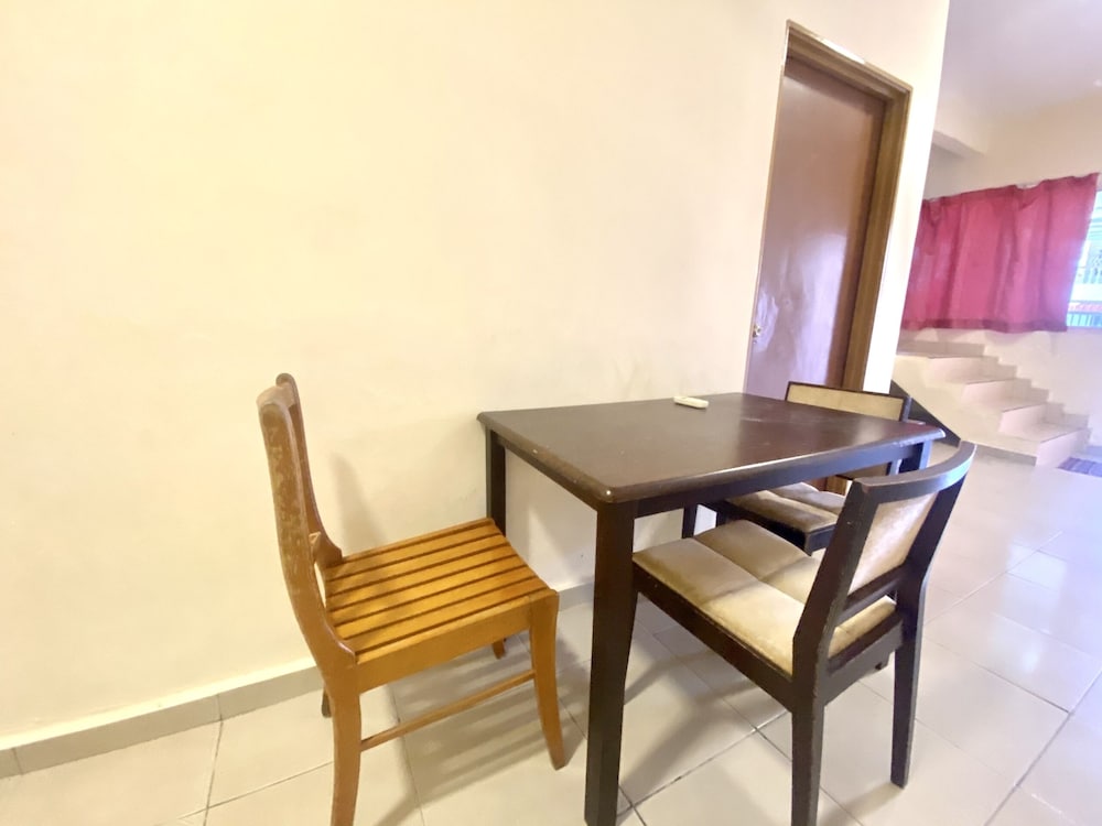 OYO Home 90382 Chaah Homestay 2 photo 1