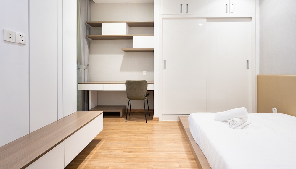 Landmark Apartment in Vinhomes Central Park