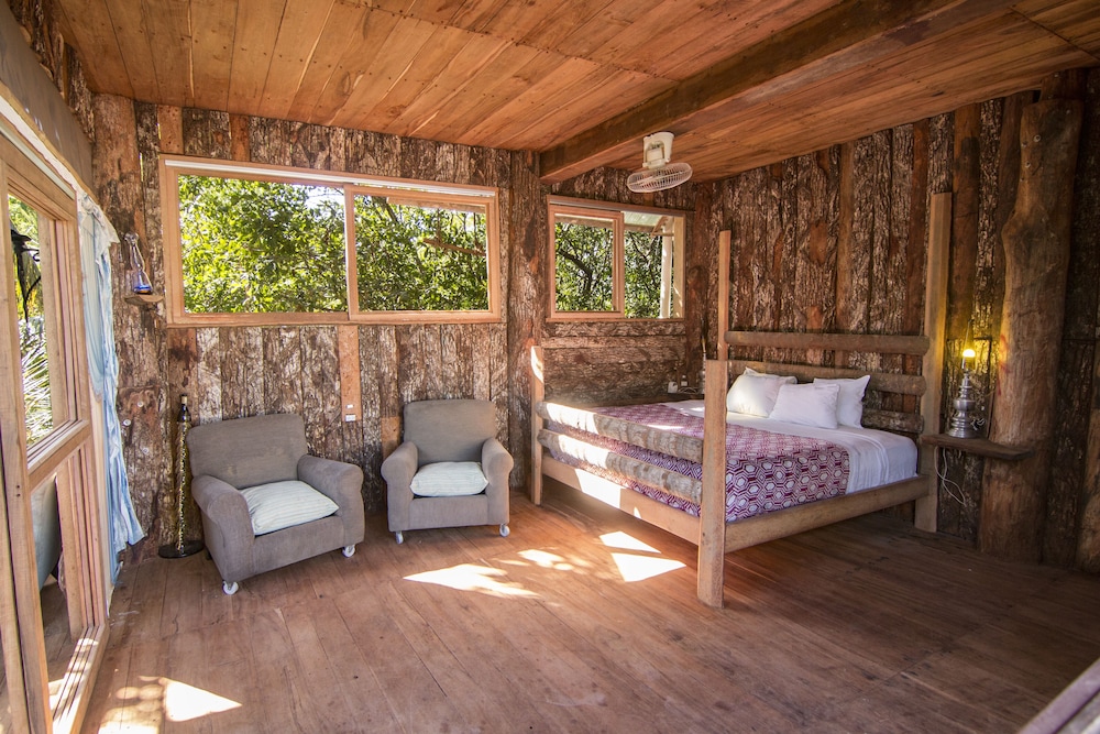 Cancun Vacations - Bambu Gran Palas Hostel Party - Property Image 47