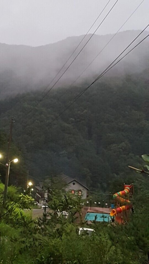 Haena Pension