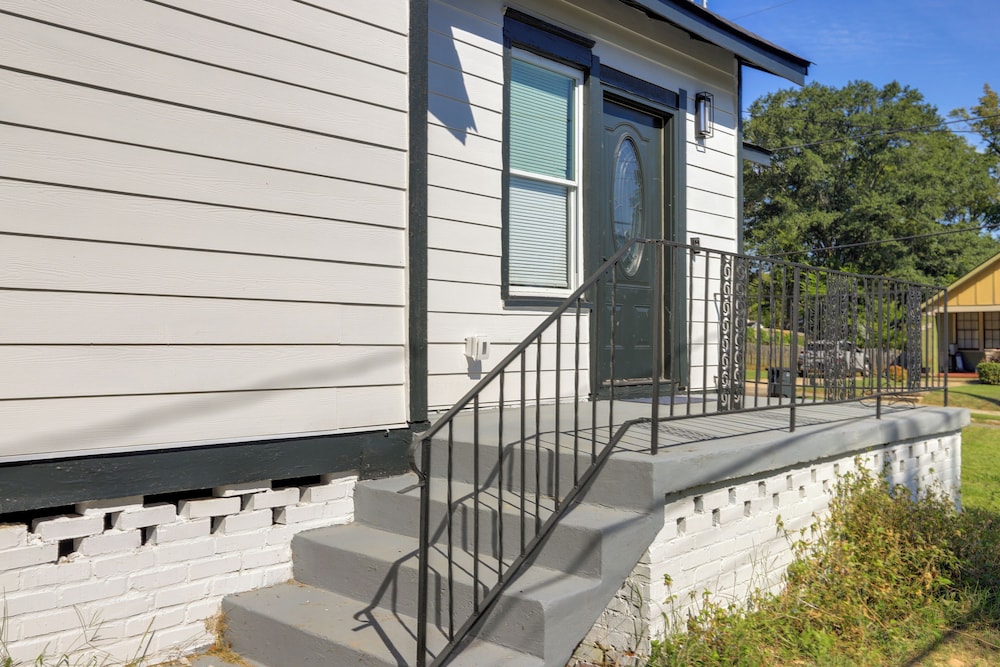 Pet-friendly ATL Hub - 9 Mi to Downtown