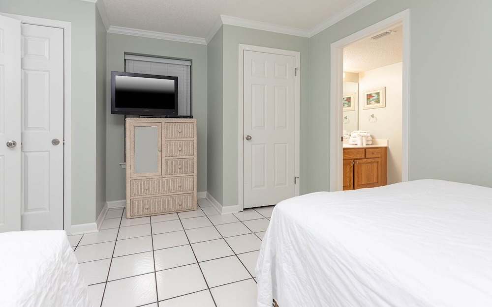 Phoenix East 2 2024 2 Bedroom Condo