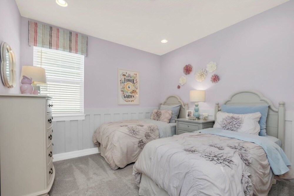 Florida Garden Luxury Home With Private Pool & Spa 6 Bedroom Villa