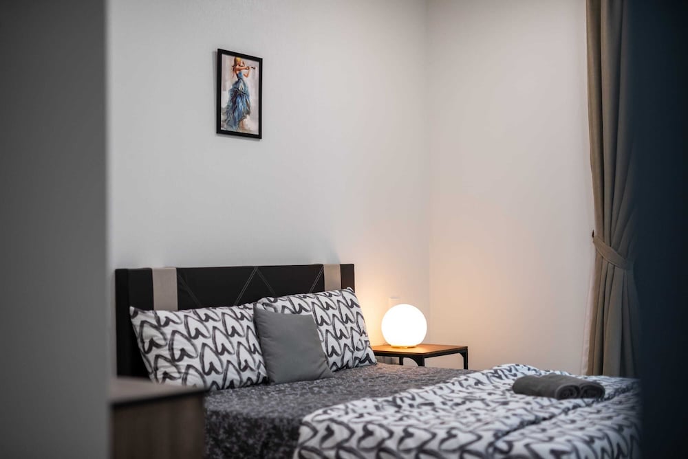 A Cozy & Stylish Apt at Suasana Suites JB