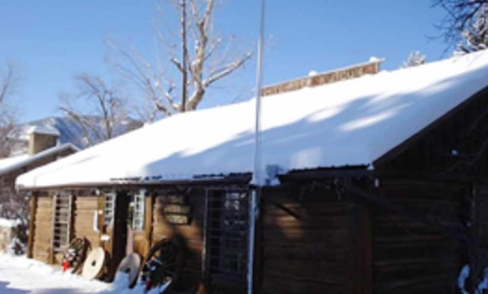 Blue Spruce Inn