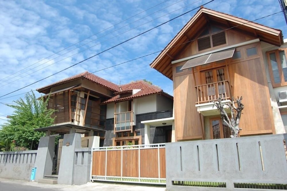 Tegal Panggung Inn