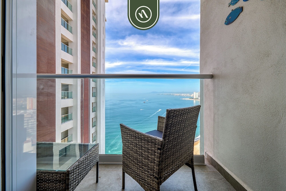Harbor 171 by Naya Homes
