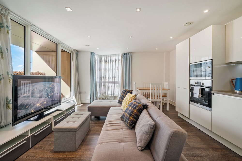 Modern 1-Bedroom Flat in Central London
