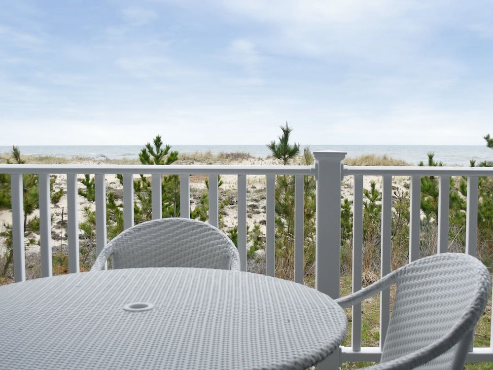 Sea Crest Resort