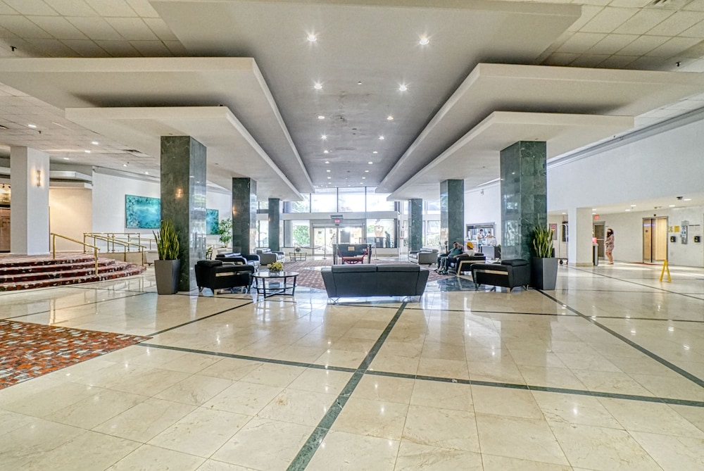 Private Apartments at the Casablanca