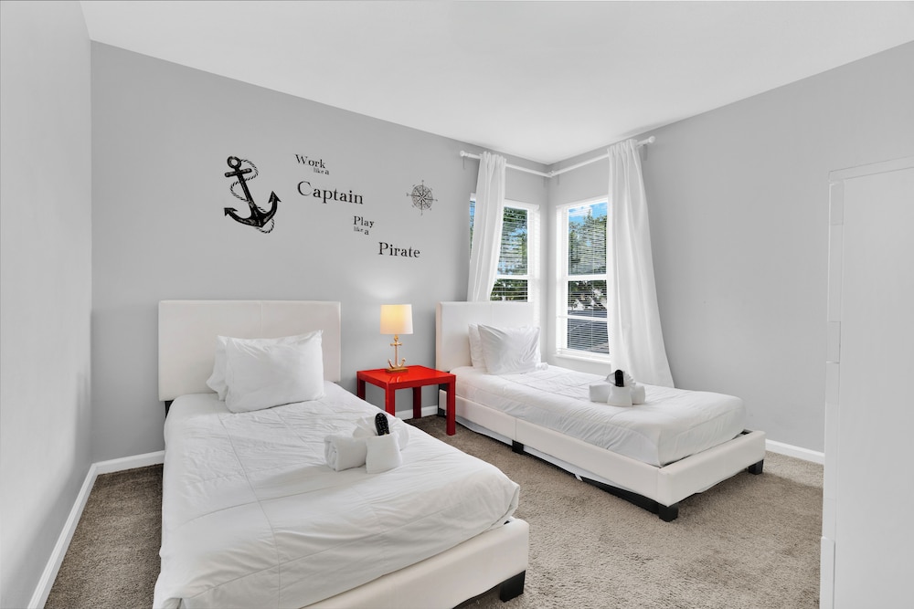 5Br Kissimmee Home W/ Pool & Game Room Fun