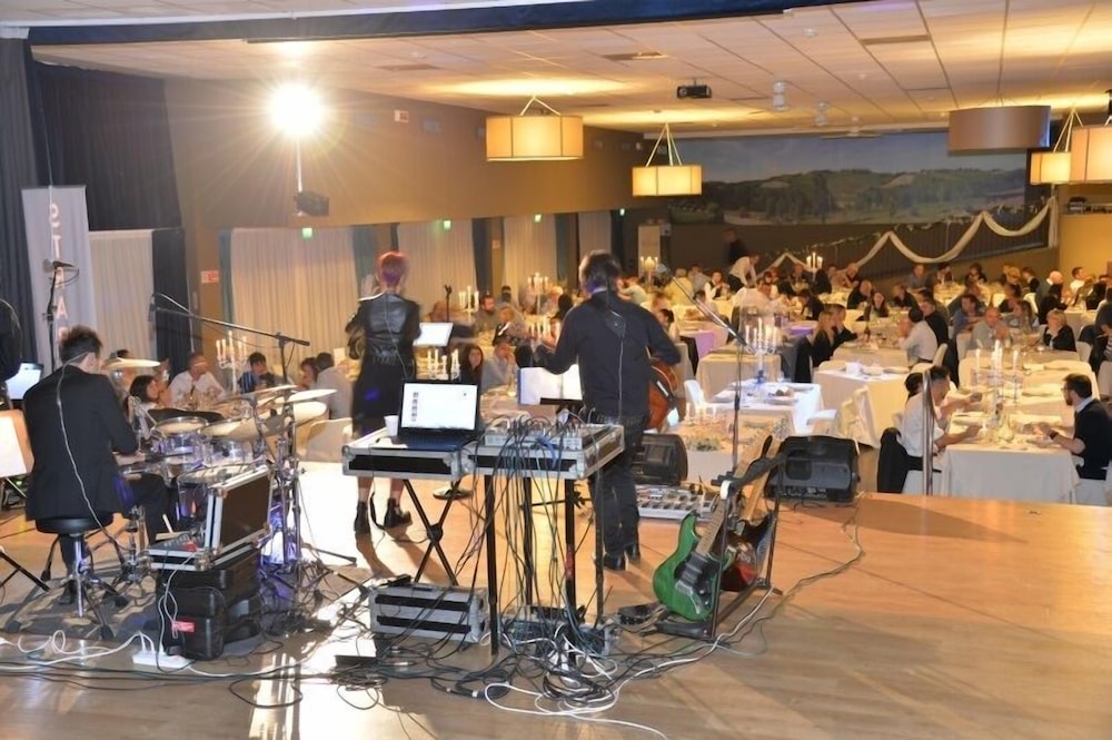 meeting & event spaces