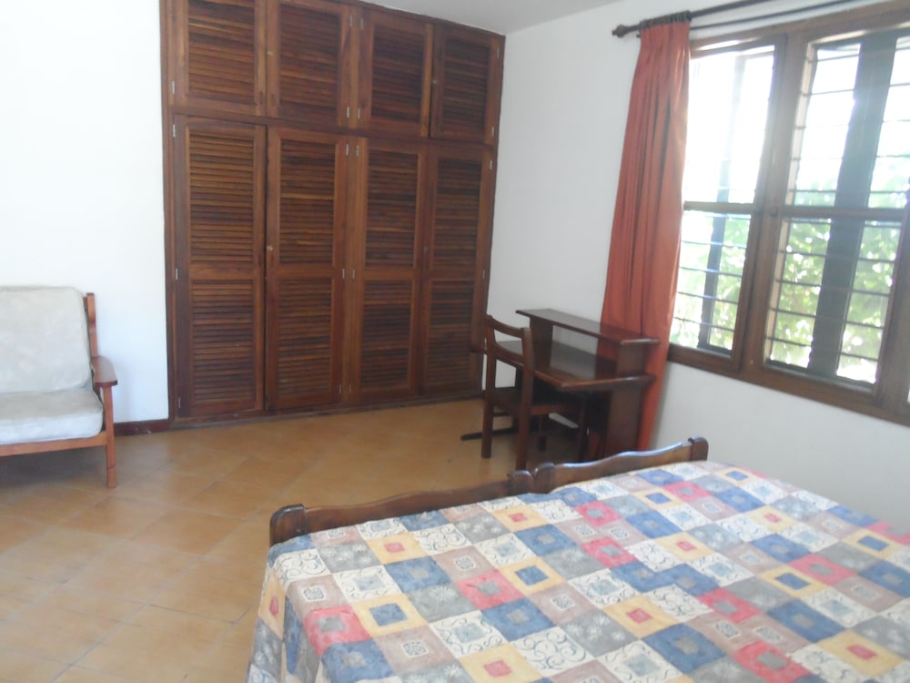 Upanga B&B - UN Road