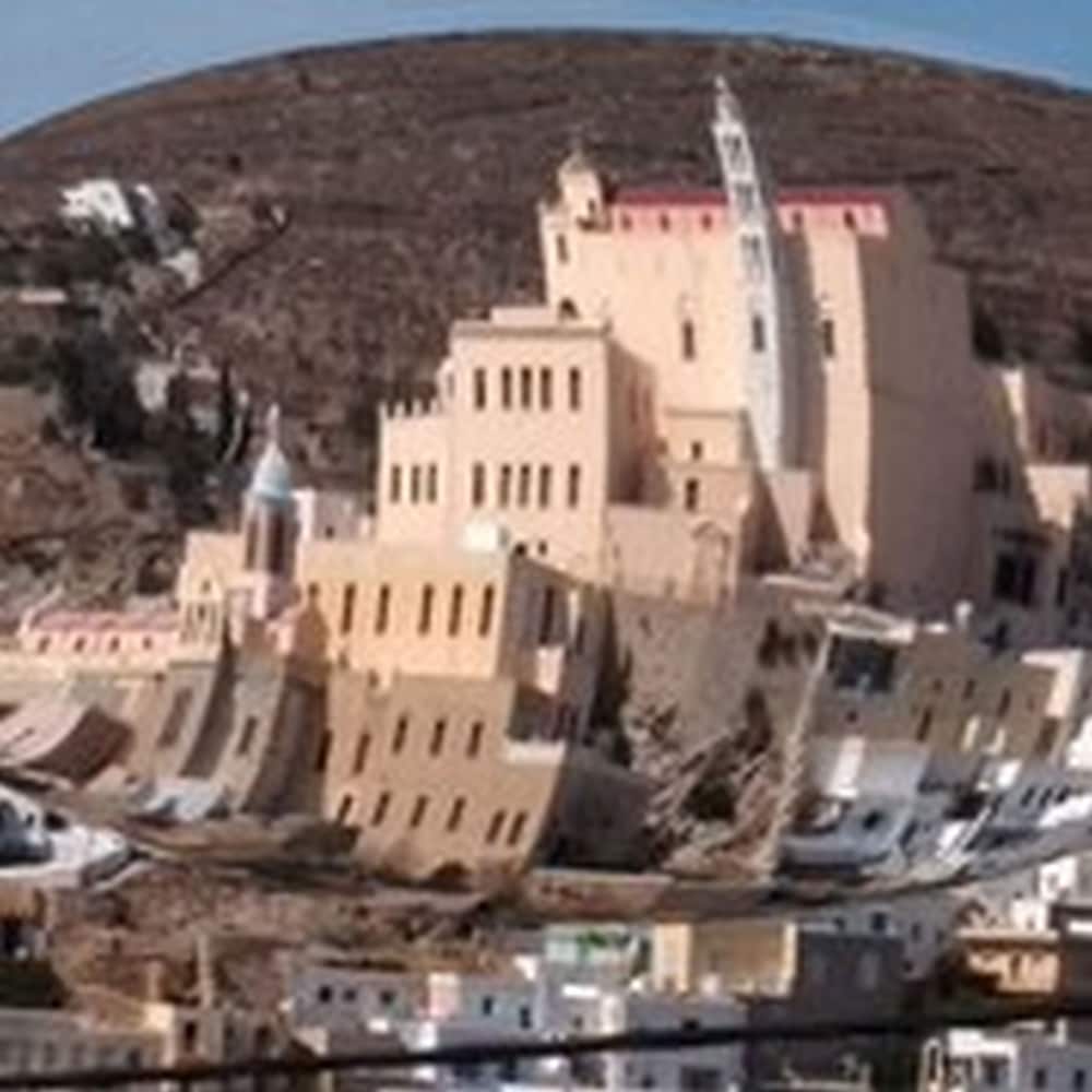 Ermoupoli Comfortable Home