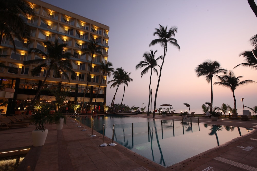 Mumbai Vacations - Novotel Mumbai Juhu Beach Hotel - Property Image 43