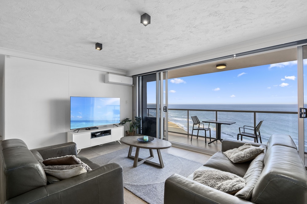 Peninsula Resort - Private Apartments