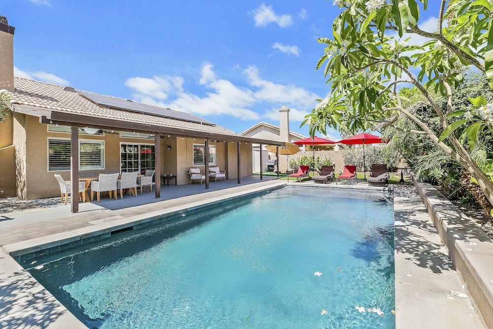 Desert Oasis Retreat Palm Meadows Gem 3 Bedroom Home
