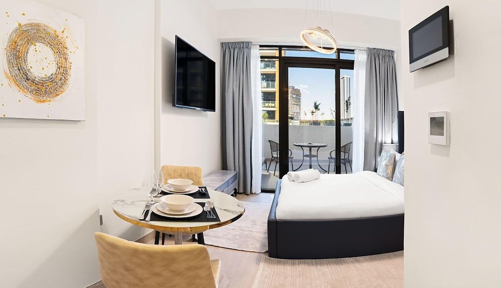 Azizi Riviera Studio with Chic Furnishing