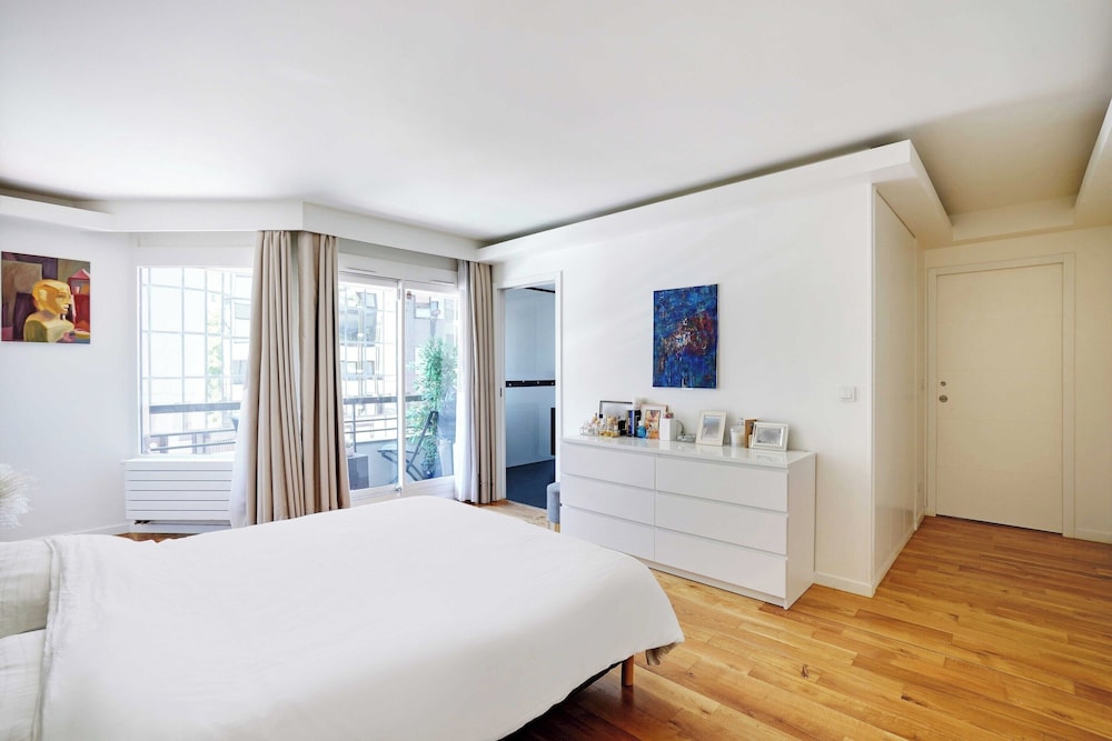 Elegant Apartment- 3br-8p- Levallois-perret