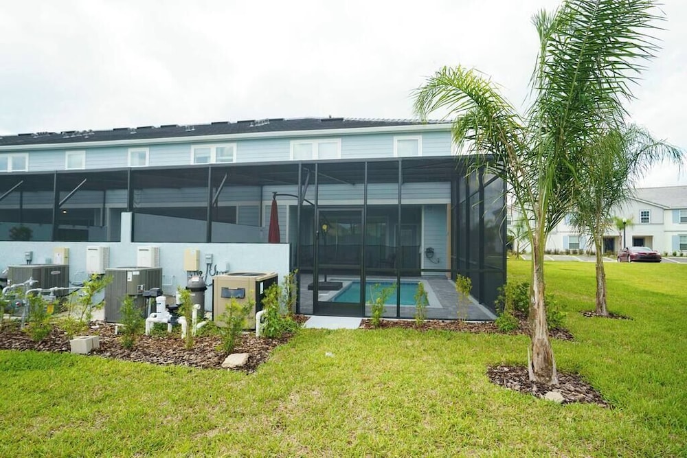 Fabulous 5 BR With Pool Solterra Resort
