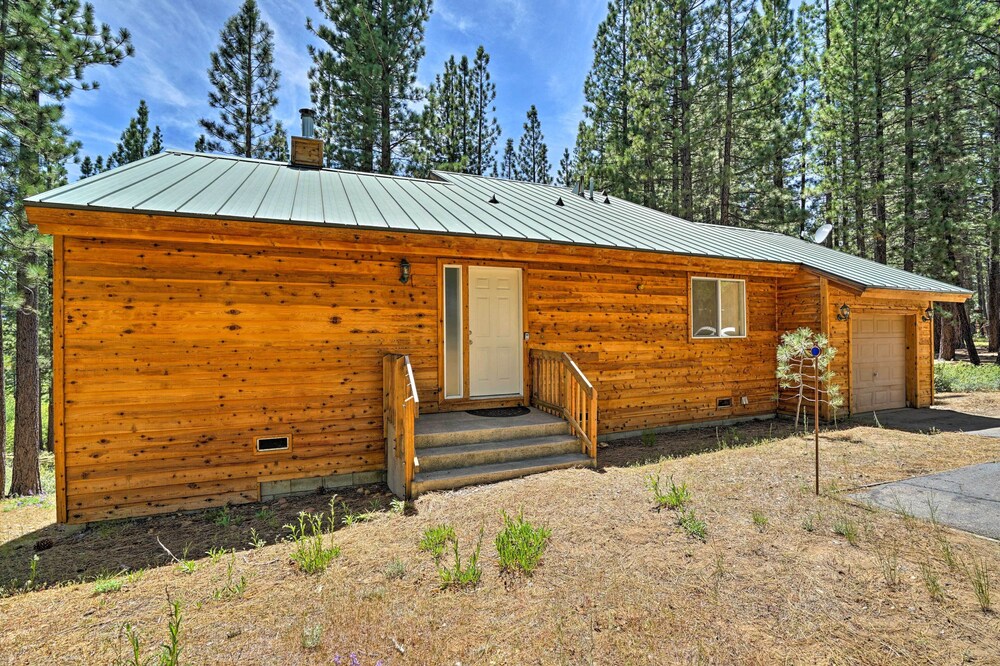 Lake Tahoe Vacations - South Lake Tahoe Home w/ Deck: 4 Mi to Heavenly! - Property Image 4