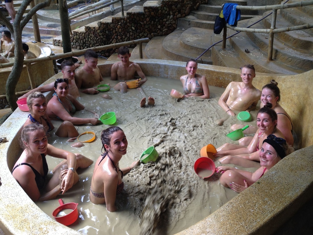 Bondi Backpackers Nha Trang - Hostel