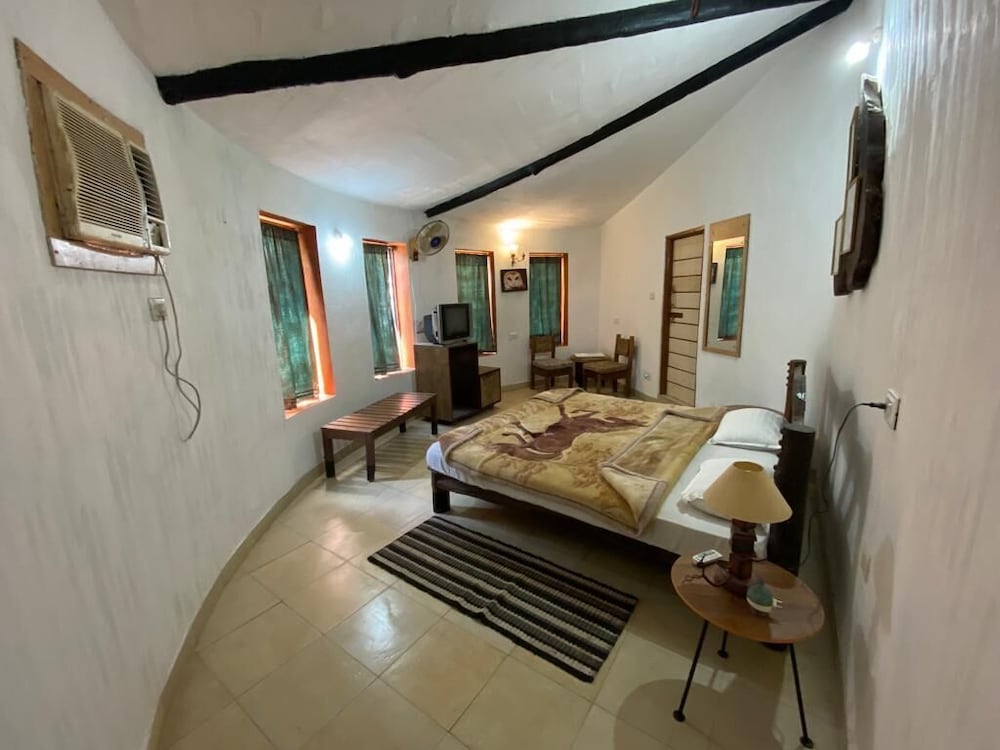 Tigerwoods Kanha Resorts & Spa view 2