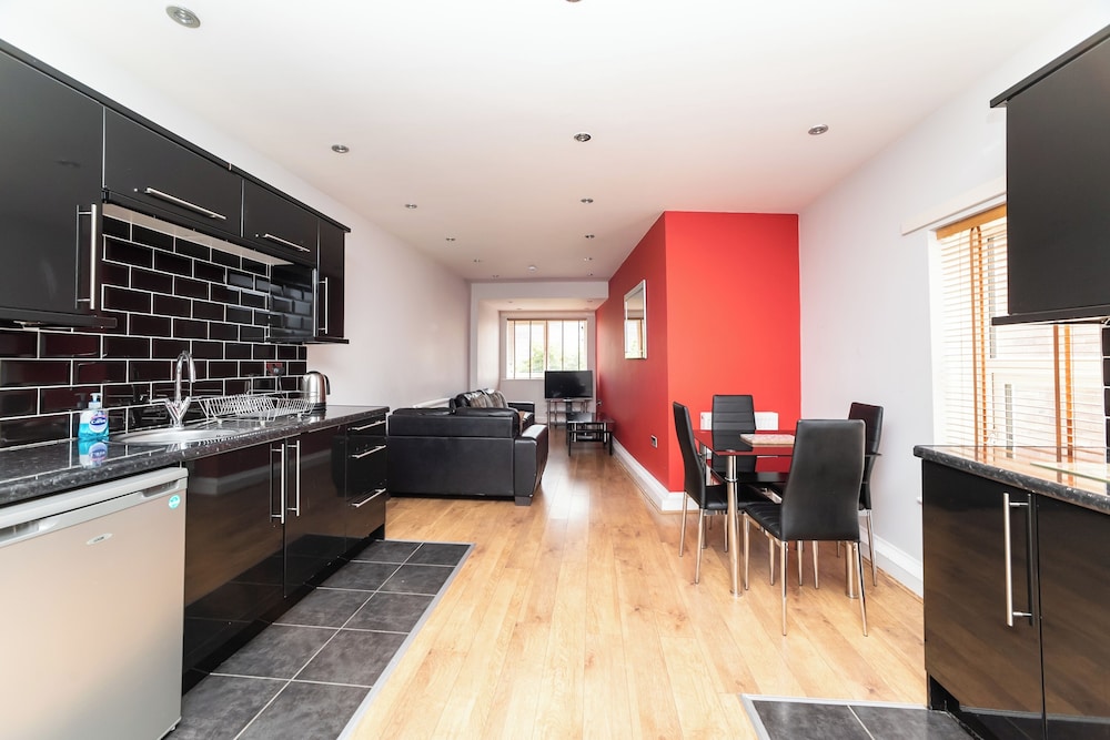 2 Bedroom Apartrment