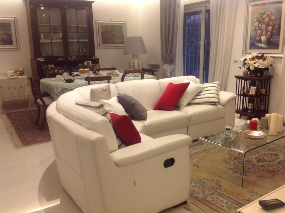 Talenti House