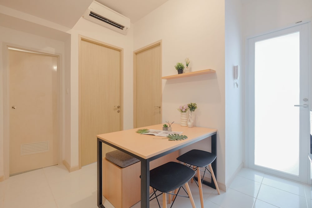 Neat 2Br At Tokyo Riverside Pik 2 Apartment