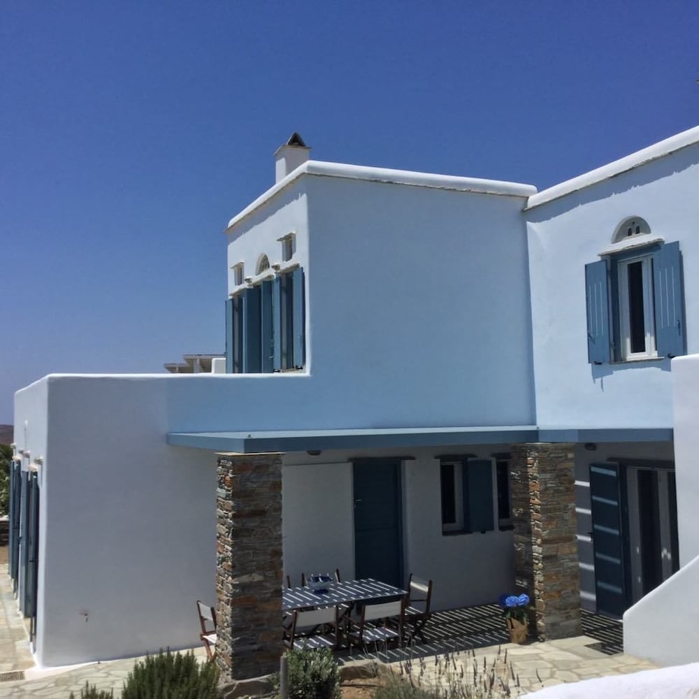 Blue Azur Deluxe Villa