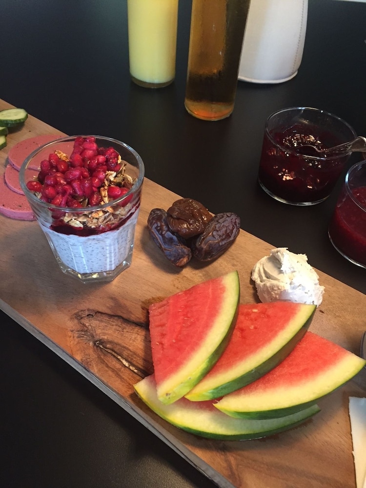 Alsbrogaard Deluxe Bed & Breakfast
