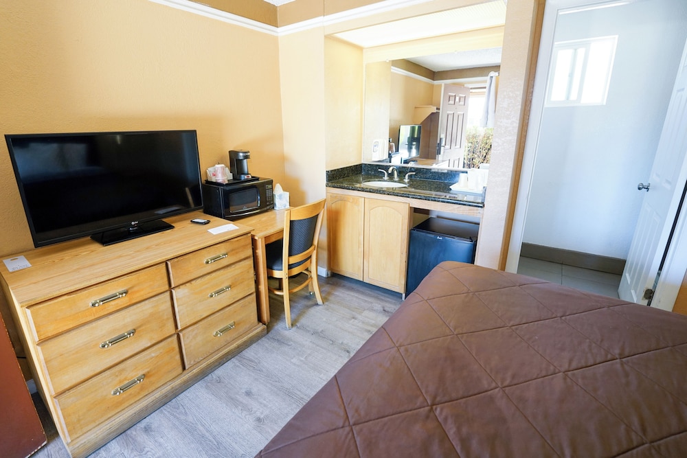 Payson Vacations - Rim Country Inn - Property Image 4