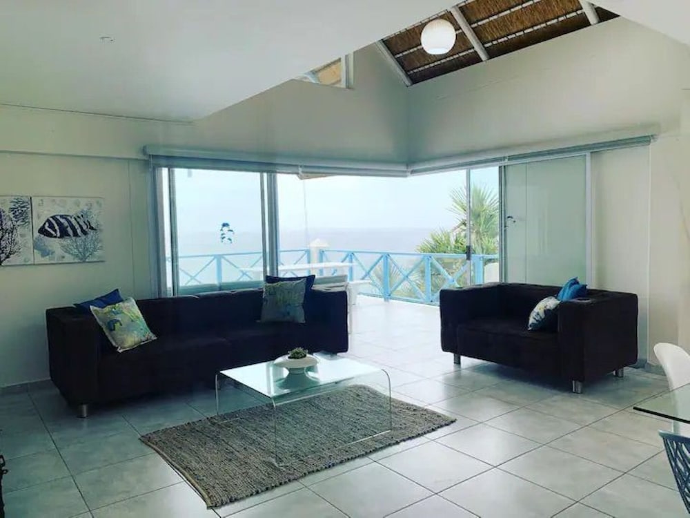 Beachfront Bliss in Ballito - 3 Bedroom Apartment