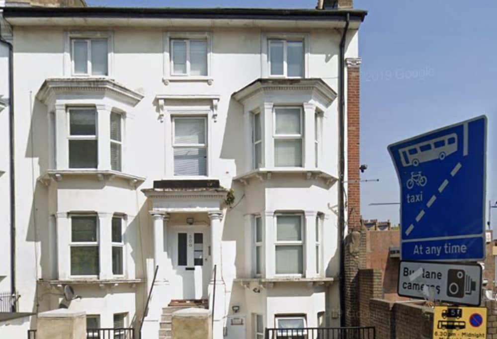 Chalk Farm Artist's Apartment Camden