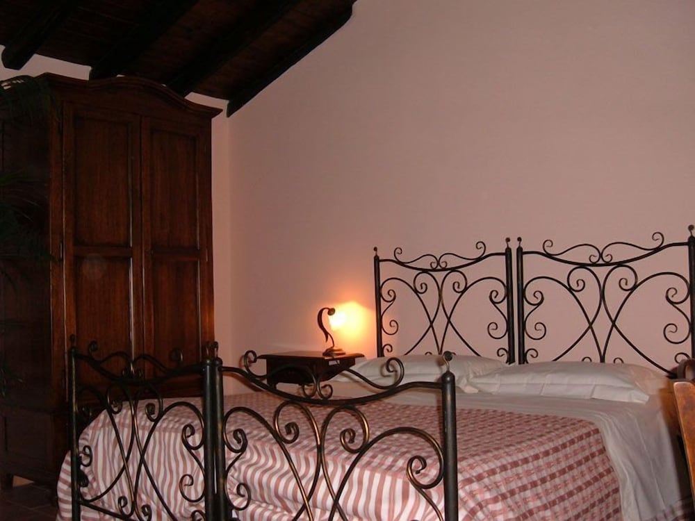 Borgo San Nicolao view 3