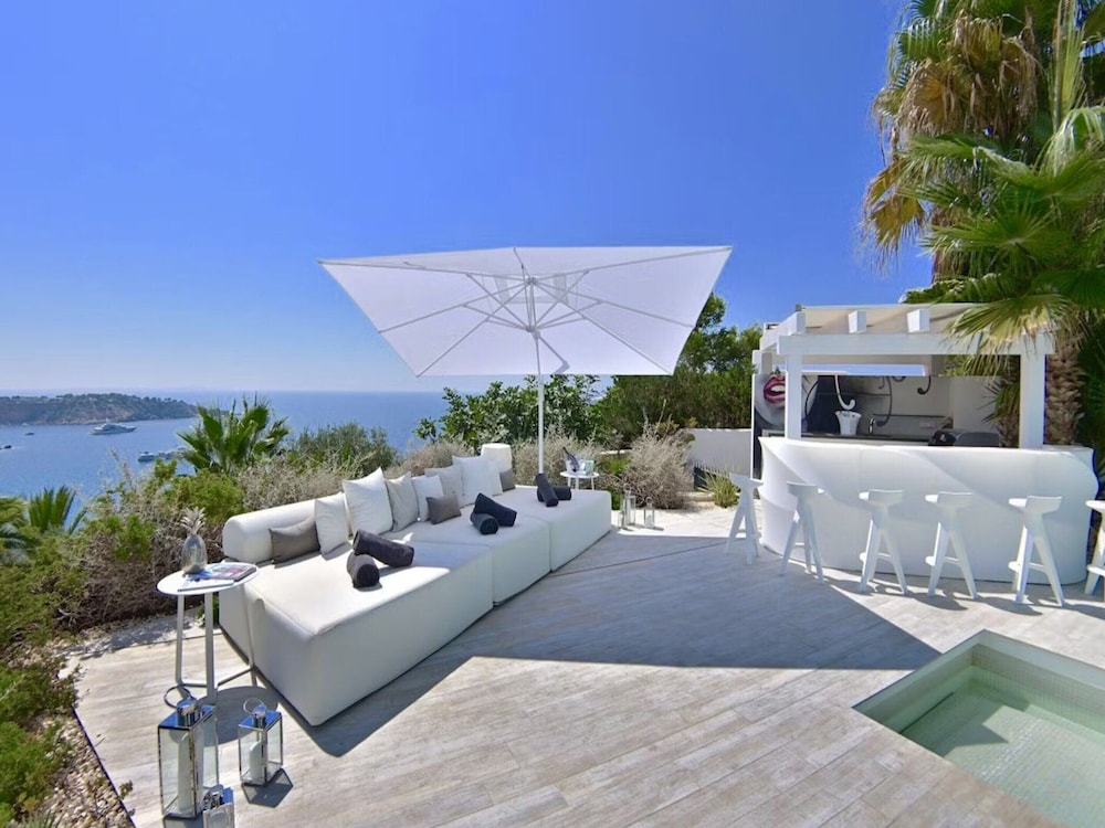 Striking Villa With Terraced Garden
