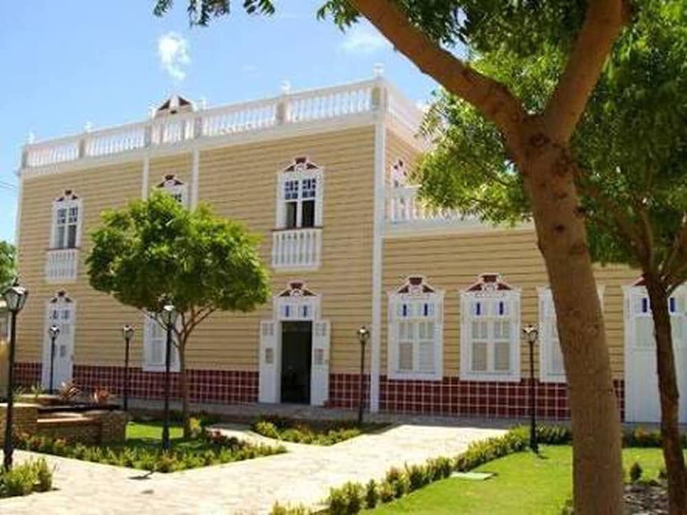 Canoa Guest House