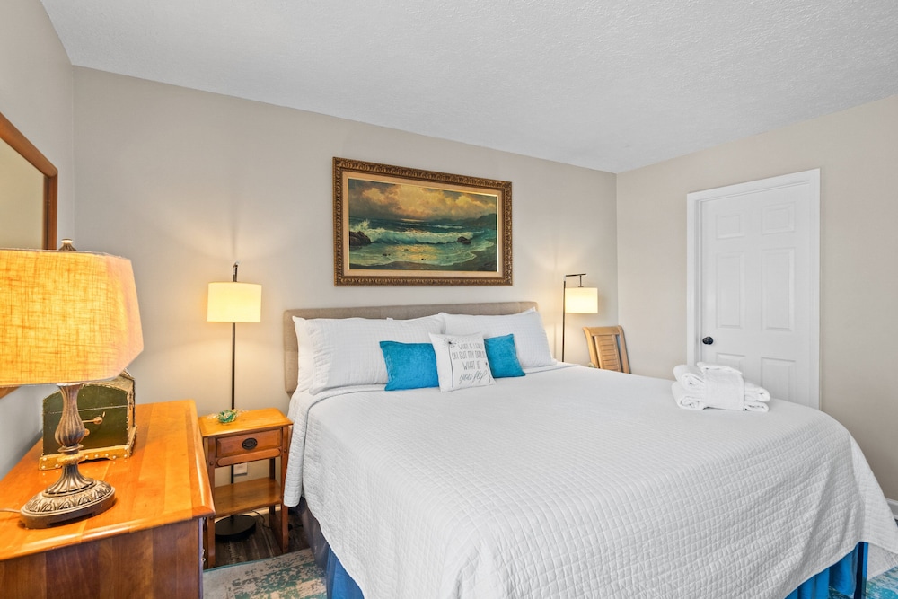 Beachy Bonanza by Book That Condo