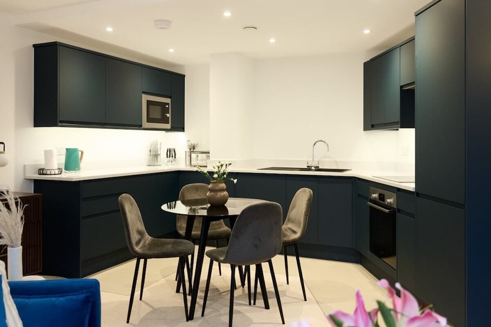 The Melbray Escape - Trendy 2bdr Apartment
