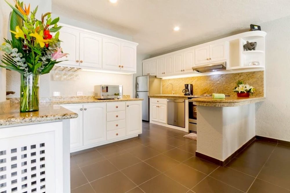 Terrasol Oceanview Condo with Patio