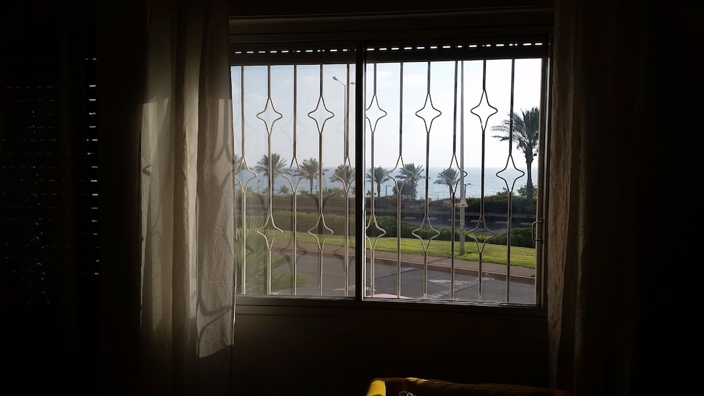 My Home 2 Sea View Apartment