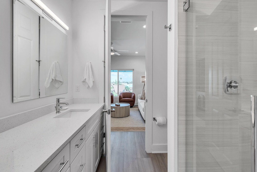 Azul Townhomes A4 - Sunset