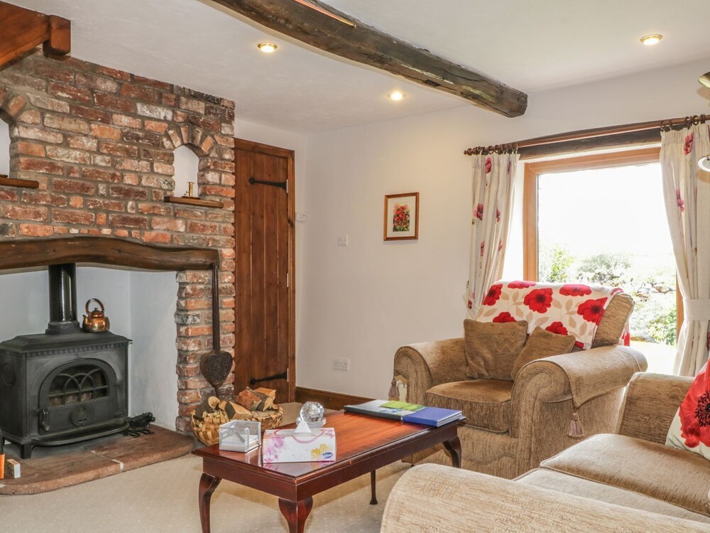 Poppy Cottage