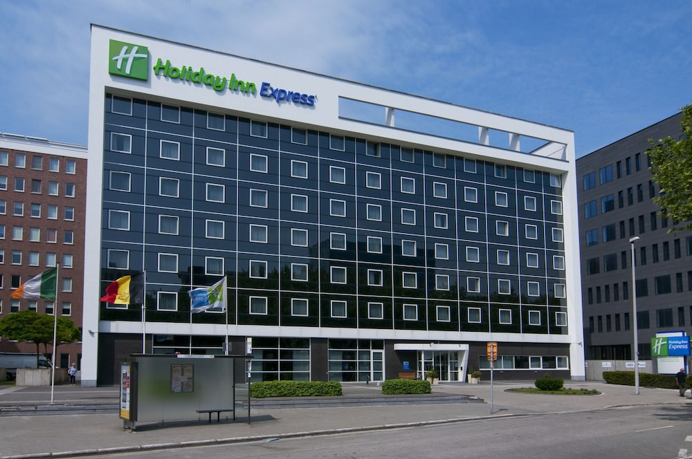 Hotel Holiday Inn Express Antwerp City-North, an IHG Hotel - Image 1